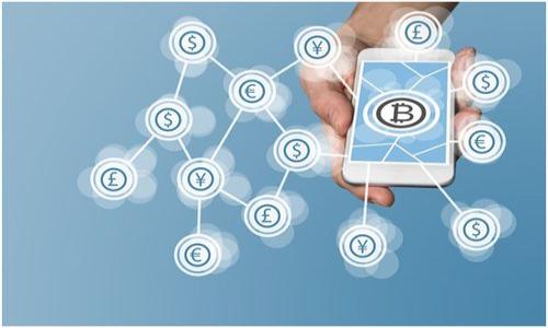 
以太坊钱包类型详解：选择适合你的钱包

以太坊钱包, 加密钱包, 区块链技术/guanjianci

---

引言
在数字货币的世界中，以太坊（Ethereum）作为一种智能合约平台，已成为继比特币之后最受欢迎的区块链项目之一。随着以太坊的普及，如何安全有效地保存和管理以太坊资产，便成为投资者们亟需解决的问题。而以太坊钱包作为数字资产存储工具，种类繁多，各有特色，用户在选择时往往面临一些困惑。本文将为你详细介绍以太坊钱包的类型及其优缺点，帮助你选择最适合的以太坊钱包。

一、以太坊钱包的分类
以太坊钱包可以从不同的维度进行分类，但主要可以分为两大类：热钱包和冷钱包。热钱包是指与互联网连接的数字钱包，而冷钱包则是指不与互联网直接连接的离线钱包。每种钱包各有其优缺点，下面将详细介绍这两种钱包。

1. 热钱包
热钱包是指通过互联网连接的数字钱包。这类钱包的使用方便，适合频繁交易的用户。热钱包一般又可以分为以下几种类型：

h4a. 在线钱包/h4
在线钱包是由第三方提供的钱包服务，用户通过访问其网站进行账户管理。这类钱包的优势在于操作简单且可以快速交易，只需登录账户即可进行转账、接收等操作。然而，使用在线钱包也有安全隐患，用户的私钥存储在第三方服务器上，存在被黑客攻击的风险。

h4b. 手机钱包/h4
手机钱包是一个移动端的应用程序，用户可以在智能手机上下载并使用。手机钱包通常采用材料安全性较高的加密机制，支持多种数字资产管理。用户可以随时随地进行交易，使用便利。此外，大部分手机钱包还集成了一些额外的功能，如市场分析和资产管理。

h4c. 桌面钱包/h4
桌面钱包是指在个人计算机上安装的软件。这类钱包相较于在线钱包和手机钱包，安全性相对较高，因为私钥存储在用户设备上。不过，用户在使用桌面钱包时，需要时刻保持软件更新和设备安全，以防止恶意软件的攻击。

2. 冷钱包
冷钱包是指不与互联网连接的数字钱包，这类钱包主要用于长期存储数字资产，安全性相对较高。冷钱包的主要类型包括：

h4a. 硬件钱包/h4
硬件钱包是一种专用设备，旨在安全存储用户的私钥。硬件钱包通常带有安全芯片，可以抵抗各种攻击，其操作台非常便捷。用户只需将其插入计算机或使用蓝牙连接，即可进行交易。由于硬件钱包在存储过程中不与网络连接，因此相对更加安全。

h4b. 纸钱包/h4
纸钱包是将用户的私钥和公钥打印在纸上，以一种非常原始的形式存储。这种存储方式非常安全，因为除非纸被损坏或丢失，否则黑客无法获取私钥。但同时，纸钱包的便携性较差，一旦被损坏或者丢失，资产就很难挽回。

二、选择适合你的以太坊钱包
选择合适的以太坊钱包，首先要考虑到自己的需求。例如，如果你是长期持有者，建议选择冷钱包这样的高安全性选项。如果你频繁交易，可能会考虑使用热钱包。此外，个人对安全性、便捷性以及费用的看重程度也会影响选择。

问题讨论

问题一：以太坊钱包的安全性如何保障？
安全性是用户在选择以太坊钱包时最关注的要素之一。保障钱包安全的方式有以下几种：
strong1. 私钥管理：/strong 私钥是控制以太坊资产的唯一凭证，用户必须妥善保管。对于热钱包，建议启用多重身份验证；对于冷钱包，则建议采用分级管理，避免将私钥完整存储在单一地区。
strong2. 软件更新：/strong 无论使用哪种类型的钱包，保持软件的及时更新至关重要。钱包开发者常常会发布安全补丁，以应对新出现的安全威胁。
strong3. 防护措施：/strong 使用硬件钱包时，可以设置PIN码来保护设备安全。同时，用户应注意不在公共场合使用钱包，以避免信息泄露。
strong4. 使用信誉良好的钱包服务提供商：/strong 安全性高的平台通常会在用户社区中有良好口碑，因此选择历史悠久、用户评价高的平台也是一种有效的保障。

问题二：如何选择合适的以太坊钱包？
选择适合的以太坊钱包主要考虑以下几点：
strong1. 使用频率：/strong 如果你的交易频繁，选择热钱包更加方便。如果你打算长期投资，冷钱包则是更安全的选择。
strong2. 安全性需求：/strong 如果你非常重视安全性，硬件钱包是一个不错的选择，相比于在线钱包或手机钱包，它更加安全。
strong3. 资产种类：/strong 根据你的资产种类来选择钱包类型，一些钱包可能只能支持特定种类的数字资产，确保选择的wallet支持以太坊及其他需要管理的币种。
strong4. 用户体验：/strong 不同的钱包在用户界面、操作便利性上有所不同，选择界面简单友好的钱包有助于提高使用体验。
通过对上述几个方面的综合考虑，可以更好地选择到适合自己的以太坊钱包。

问题三：以太坊钱包如何进行安全备份？
以太坊钱包的安全备份措施非常重要，可通过以下几种方式进行备份：
strong1. 私钥备份：/strong 将私钥备份到多个安全的位置，最好不只是存储在计算机上。可以考虑使用加密存储设备，来增强安全性。
strong2. 助记词记录：/strong 大部分钱包会生成一组助记词用于恢复钱包，用户应将这组词记录下来并妥善保管，避免丢失。
strong3. 定期备份：/strong 用户在进行每次重要交易后应及时备份钱包信息，以确保关键数据不会因为设备故障等原因而丢失。
strong4. 使用安全工具：/strong 推荐使用一些言密工具或专业的备份软件来辅助备份，以确保数据安全存储。

问题四：以太坊钱包与其他加密资产钱包的主要区别？
以太坊钱包与其他数字资产钱包存在一些根本性的区别：
strong1. 支持区块链技术：/strong 以太坊不仅是虚拟货币，还是一个强大的智能合约平台，很多以太坊钱包也专注支持ERC-20代币及其他基于以太坊的资产。
strong2. 功能多样性：/strong 以太坊钱包通常支持多种功能，比如参与去中心化金融（DeFi）项目、NFT交易等，而其他数字资产钱包可能没有这般广泛的功能支持。
strong3. 社区及支持：/strong 以太坊因其早期名声及社区活跃的特性，使得相关的开发与支持不断汇集到以太坊生态中，其他一些加密资产钱包可能缺乏此类系统支持。
以上是以太坊钱包的主要类型与选择建议。希望对于用户在选择和使用钱包时能提供有效的参考，帮助用户安全、合理地管理自己的数字资产。